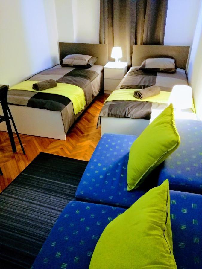 Pula Center Arena Belvedere Apartments And Rooms Esterno foto