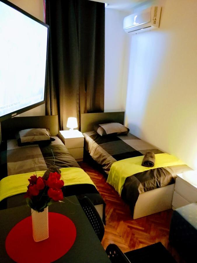 Pula Center Arena Belvedere Apartments And Rooms Esterno foto